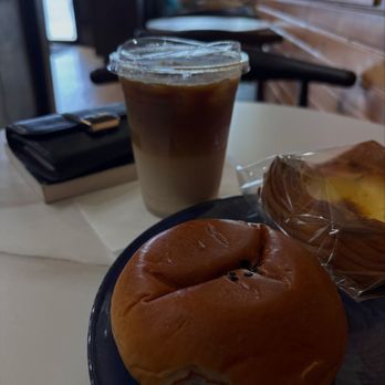 Vincent Bakery Cafe - Red Bean Bun, Egg Tart, and an Iced Misu Latte - Bakeries Near Me - Duluth, Georgia
