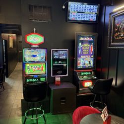 Bar48 - Games & Keno