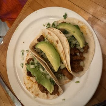 Botanas Restaurant - 3 tacos al pastor - Mexican Near Me - Milwaukee, Wisconsin