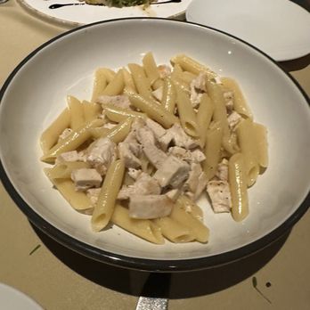 Ca Del Sole - Kid's Butter Penne with Chicken (4 stars) - Italian Near Me - Toluca Lake, California Ca Del Sole - Kid's Butter Penne with Chicken (4 stars) - Italian Near Me - Toluca Lake, California