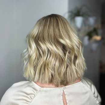 Bombshell Uptown - Hair Salons Near Me - Delmar, New York
