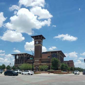 Historic Downtown - Local Flavor Near Me - Grapevine, Texas