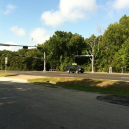 Enter trail here at Hwy 6 and Patterson-very hidden