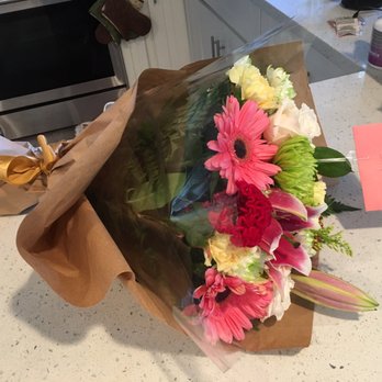 Dannhiflowers - Florists Near Me - San Gabriel, California Dannhiflowers - Florists Near Me - San Gabriel, California