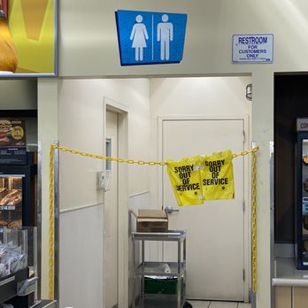 Arco - The gas station is open yet they won't let anyone use their bathrooms. - Gas Stations Near Me - Anaheim, California Arco - The gas station is open yet they won't let anyone use their bathrooms. - Gas Stations Near Me - Anaheim, California
