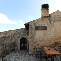 Rifugio della Rocca - The restaurant / check in