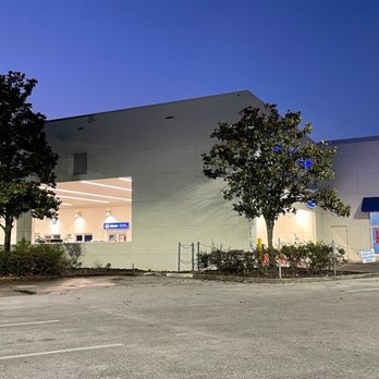 Crown Honda - Waiting - Auto Repair Near Me - Pinellas Park, Florida