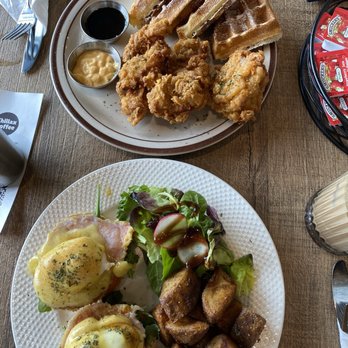 Chillax Coffee - Chicken and waffles Canadian bacon eggs Benedict - Coffee & Tea Near Me - Richmond Hill, Ontario Chillax Coffee - Chicken and waffles Canadian bacon eggs Benedict - Coffee & Tea Near Me - Richmond Hill, Ontario