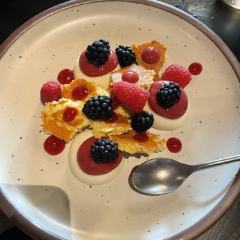 The Trail Hotel - PANNA COTTA - Hotels Near Me - Bardstown, Kentucky The Trail Hotel - PANNA COTTA - Hotels Near Me - Bardstown, Kentucky