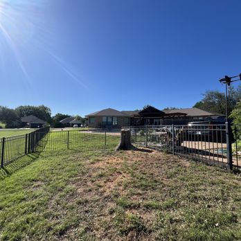 Penney Tree Service - After the removal - Tree Services Near Me - Stephenville, Texas Penney Tree Service - After the removal - Tree Services Near Me - Stephenville, Texas
