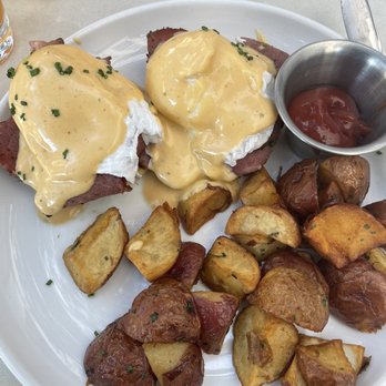 Forthright - JBL Benedict - Cafes Near Me - Austin, Texas