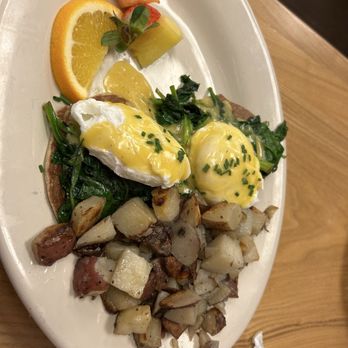 Break'n Eggs Crêperie Express - Eggs Benedict Florentine over a gluten free crepe - Creperies Near Me - Amherst, New York Break'n Eggs Crêperie Express - Eggs Benedict Florentine over a gluten free crepe - Creperies Near Me - Amherst, New York