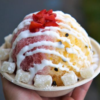 Mike's Shave Ice - Strawberry and lilikoi - Shaved Ice Near Me Mike's Shave Ice - Strawberry and lilikoi - Shaved Ice Near Me