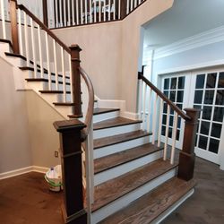 Vivanco Trim: Stair and Railing Installations - Modern, simple and clean white balusters and Red oak newel post.