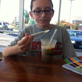 Andy's Frozen Custard - Root beer float - Ice Cream & Frozen Yogurt Near Me - Burbank, Illinois Andy's Frozen Custard - Root beer float - Ice Cream & Frozen Yogurt Near Me - Burbank, Illinois