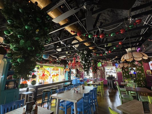 Santi’s West Ashley by null