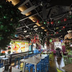 Santi’s Restaurante Mexicano - West Ashley