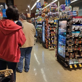 Safeway - This was around 11 pm on a Thursday night. One checkstand open. There was about 7 people behind me in line as well. - Grocery Near Me - Palo Alto, California Safeway - This was around 11 pm on a Thursday night. One checkstand open. There was about 7 people behind me in line as well. - Grocery Near Me - Palo Alto, California