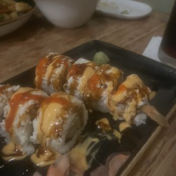 Red Lotus Asian Kitchen - Shaggy roll - Asian Fusion Near Me - Baton Rouge, Louisiana Red Lotus Asian Kitchen - Shaggy roll - Asian Fusion Near Me - Baton Rouge, Louisiana