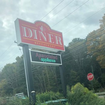 Monroe Diner - Diners Near Me - Monroe, Connecticut