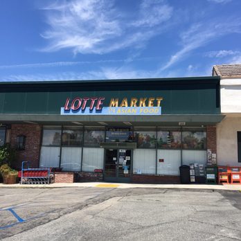 Lotte Market - Store front - International Grocery Near Me - La Canada, California Lotte Market - Store front - International Grocery Near Me - La Canada, California