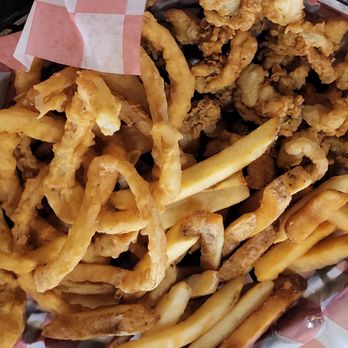 Boston's Fish House - Clam Basket w/ Fires & Onion Rings - Seafood Near Me - Winter Park, Florida Boston's Fish House - Clam Basket w/ Fires & Onion Rings - Seafood Near Me - Winter Park, Florida