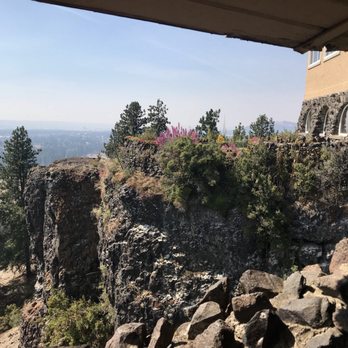 Arbor Crest Wine Cellars - Wineries Near Me - Spokane, Washington Arbor Crest Wine Cellars - Wineries Near Me - Spokane, Washington
