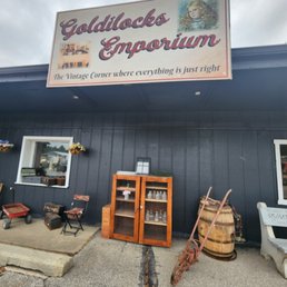 Exterior photo of Goldilocks Emporium - Beaverton, Michigan Exterior photo of Goldilocks Emporium - Beaverton, Michigan