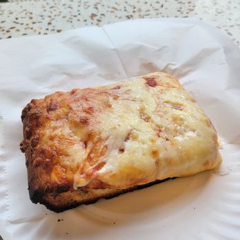 Rosetta Pizza - Pizza Near Me - New York, New York Rosetta Pizza - Pizza Near Me - New York, New York