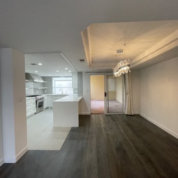 Atlas Discount Carpet - Dining room - Carpeting Near Me - Lomita, California Atlas Discount Carpet - Dining room - Carpeting Near Me - Lomita, California