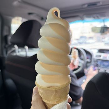 Meadowlark Dairy - Ice Cream & Frozen Yogurt Near Me - Pleasanton, California