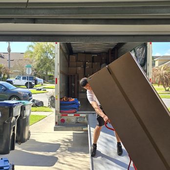 Premium Florida Moving - Loading up! - Movers Near Me Premium Florida Moving - Loading up! - Movers Near Me