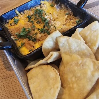 Boom Boom Que - The pita chips were just hard and tasteless... - Barbeque Near Me - White House, Tennessee Boom Boom Que - The pita chips were just hard and tasteless... - Barbeque Near Me - White House, Tennessee