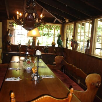 Deetjen's Restaurant - Dining room for a group - American Near Me - Big Sur, California Deetjen's Restaurant - Dining room for a group - American Near Me - Big Sur, California