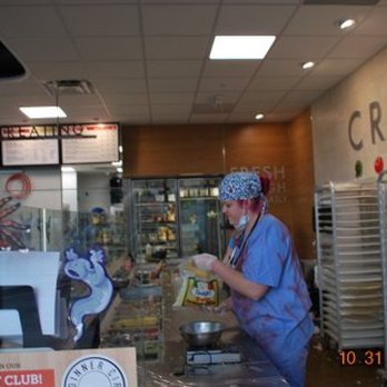 Papa Murphy's - Manager Felicia leading the crew. - Pizza Near Me - Park City, Utah