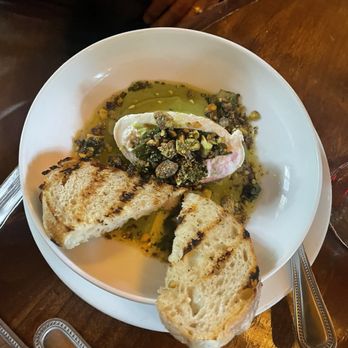 BrickHouse 737 - Bread - New American Near Me - Ouray, Colorado
