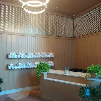 Hotel Indigo Williamsburg - Brooklyn - Towel lobby to the Rooftop - Hotels Near Me - Brooklyn, New York Hotel Indigo Williamsburg - Brooklyn - Towel lobby to the Rooftop - Hotels Near Me - Brooklyn, New York