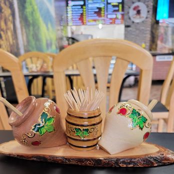 Sam’s Kebab - Cute salt & pepper server - Barbeque Near Me - Van Nuys, California Sam’s Kebab - Cute salt & pepper server - Barbeque Near Me - Van Nuys, California