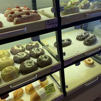 Brecotea - Bakeries Near Me - Richmond, Virginia