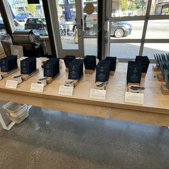 Spinnaker Chocolate - Chocolatiers & Shops Near Me - Seattle, Washington