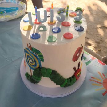 Bake & Bake - Beautiful cake design, and oh so moist and delicious! And it wasn't too sweet! Just the right amount of sugar - Custom Cakes Near Me