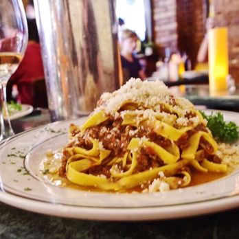 Via Della Pace - Fettuccine Momma-Nonna Munda - Italian Near Me - New York, New York
