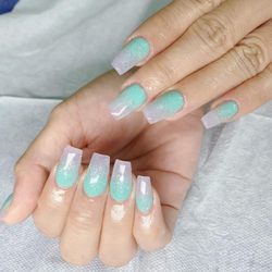 Deja Vu Nails