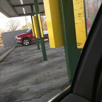 Sonic Drive-In - Drive in - Ice Cream & Frozen Yogurt Near Me - Coffeyville, Kansas