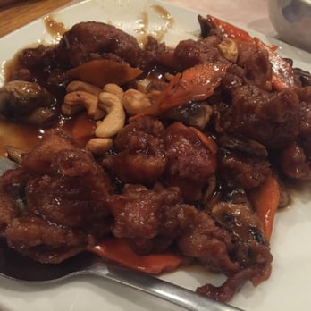 Panda House - Cashew Chicken - Chinese Near Me - Omaha, Nebraska