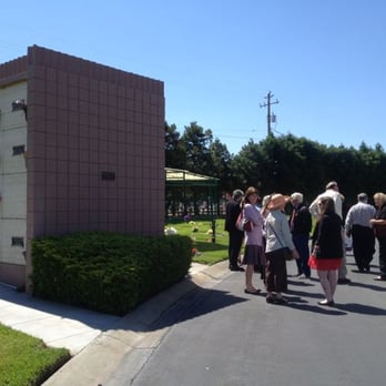 Memory Gardens - Wall of niches for ashes - Funeral Services & Cemeteries Near Me - Livermore, California