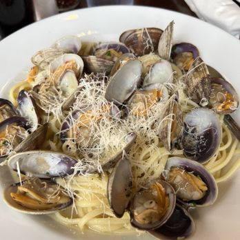 Fabiani's - Italian Near Me - Kihei, Hawaii