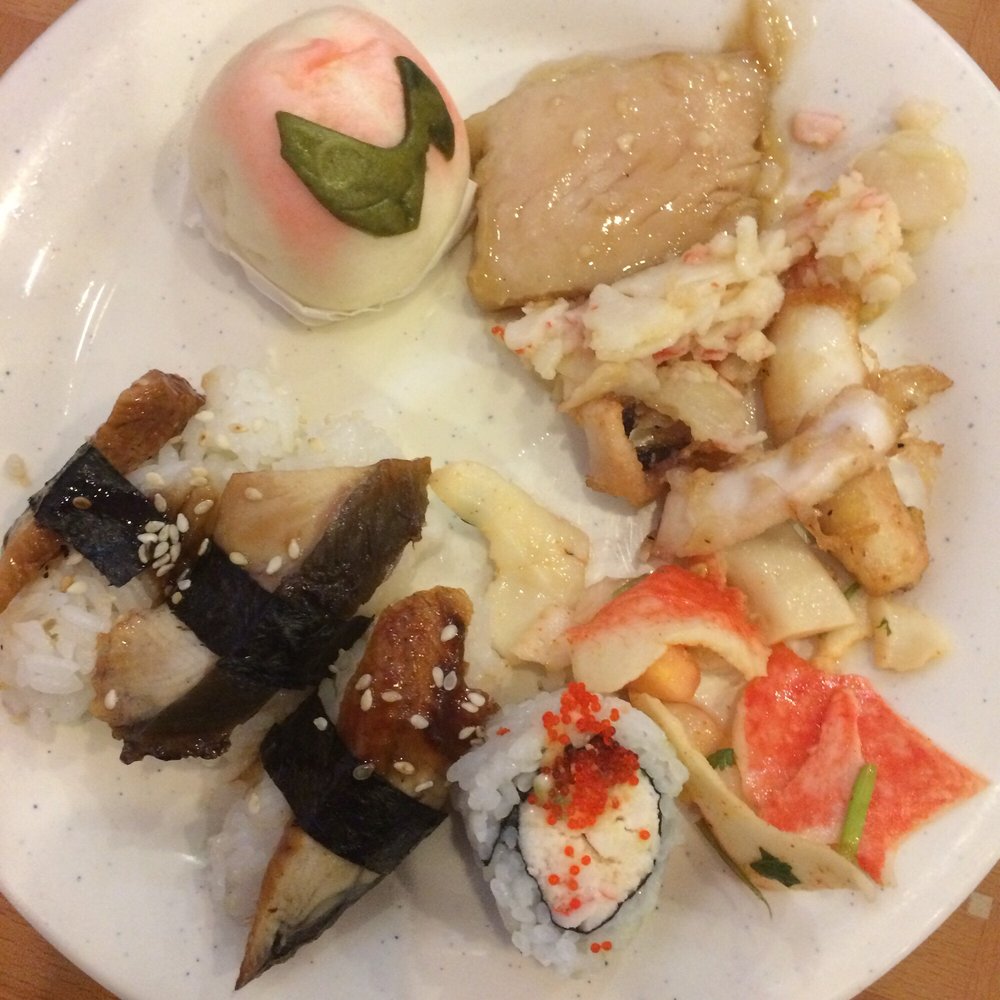 Wok King International Buffet - Plate 1 - unagi sushi (worst I've had), sushi roll, some crab dish (good!), fried calamari, baked white fish, and peach bun. - Chinese Near Me - Kennewick, Washington Wok King International Buffet - Plate 1 - unagi sushi (worst I've had), sushi roll, some crab dish (good!), fried calamari, baked white fish, and peach bun. - Chinese Near Me - Kennewick, Washington