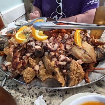 Mariscos Martin - Parrillada de mariscos. There was SO much food - Mexican Near Me - La Puente, California