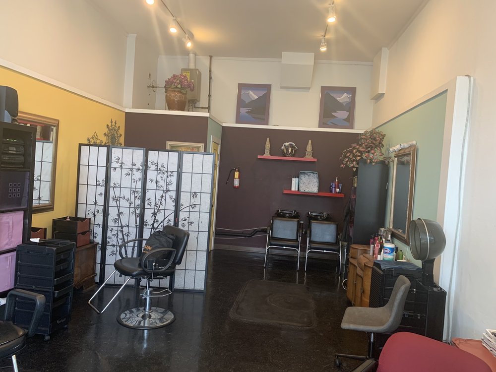 Get Your Locks Off Salon Logo